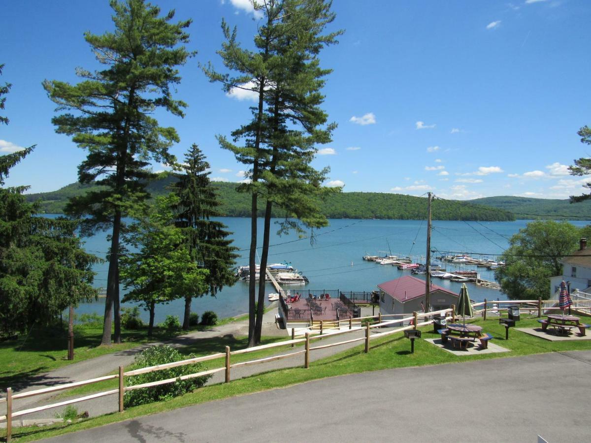 Lake 'N Pines Motel Cooperstown Buitenkant foto
