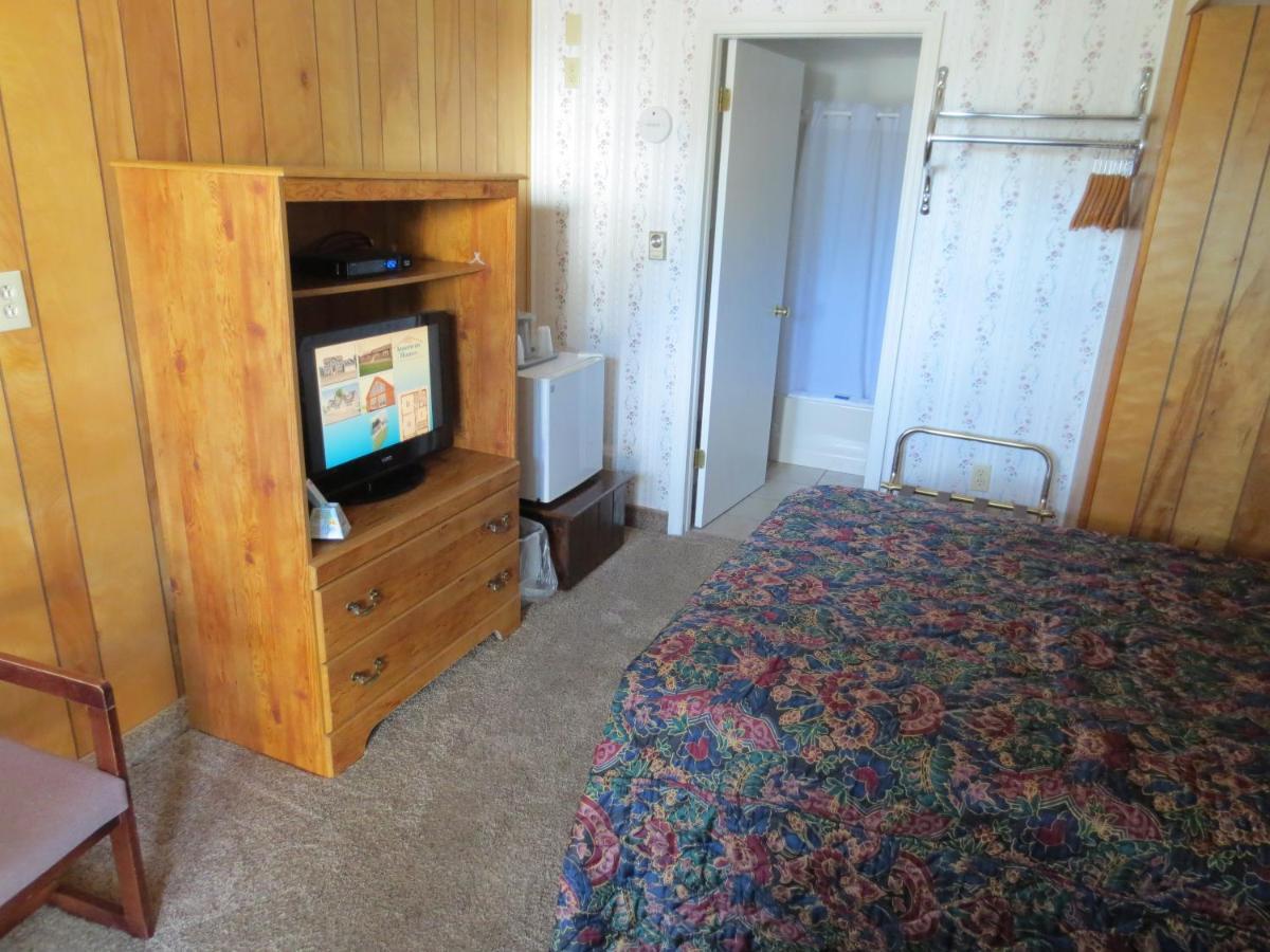 Lake 'N Pines Motel Cooperstown Buitenkant foto
